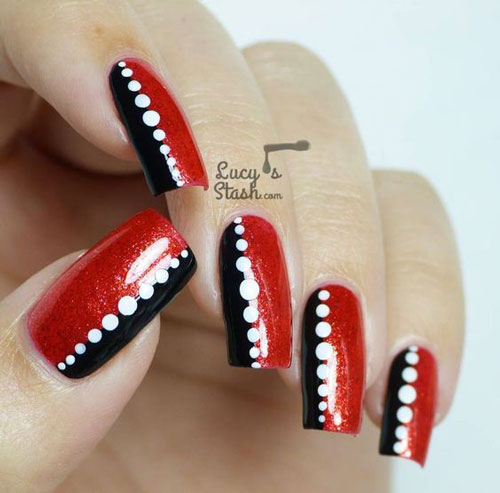 красные ногти с черными полосками